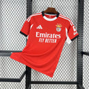 Camisola principal vermelha 2025/26